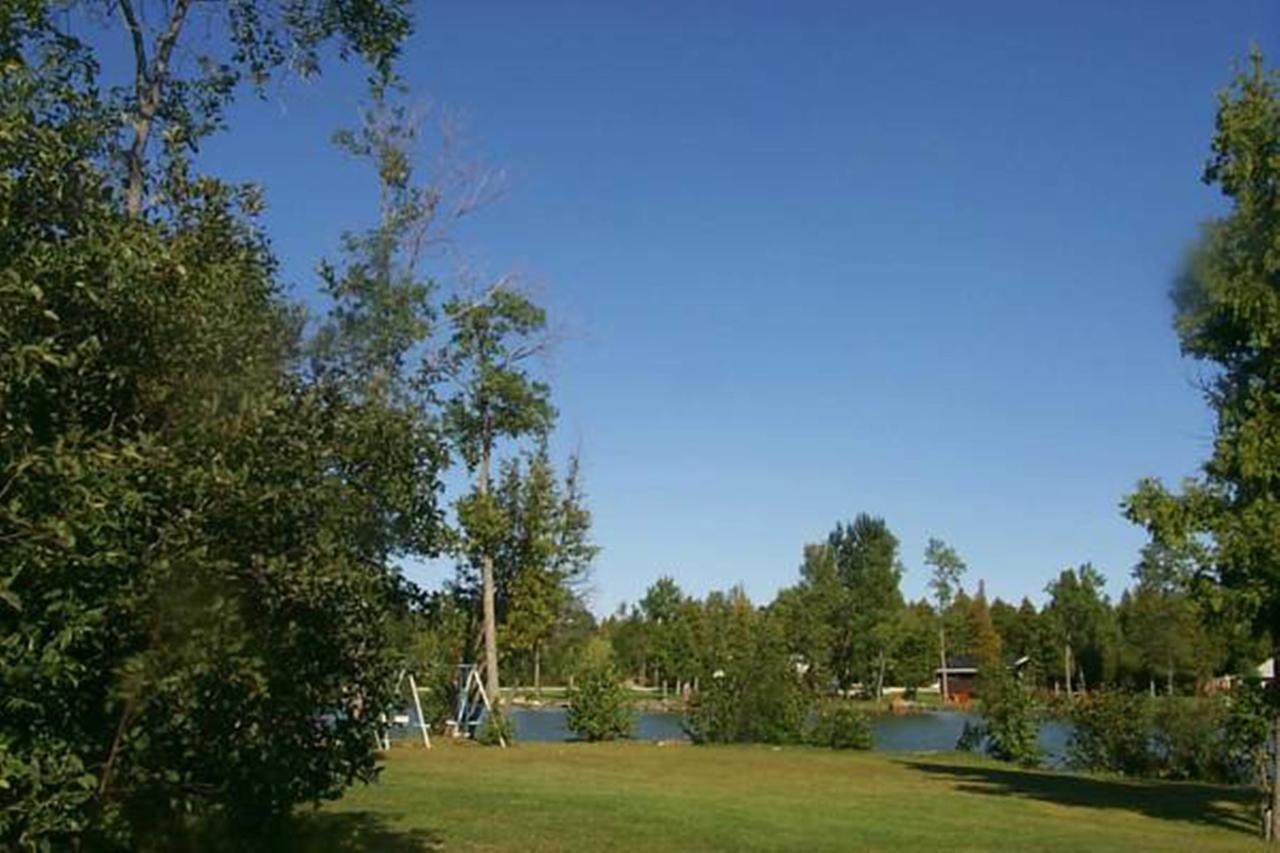 Wee Point Resort Manitowaning Buitenkant foto