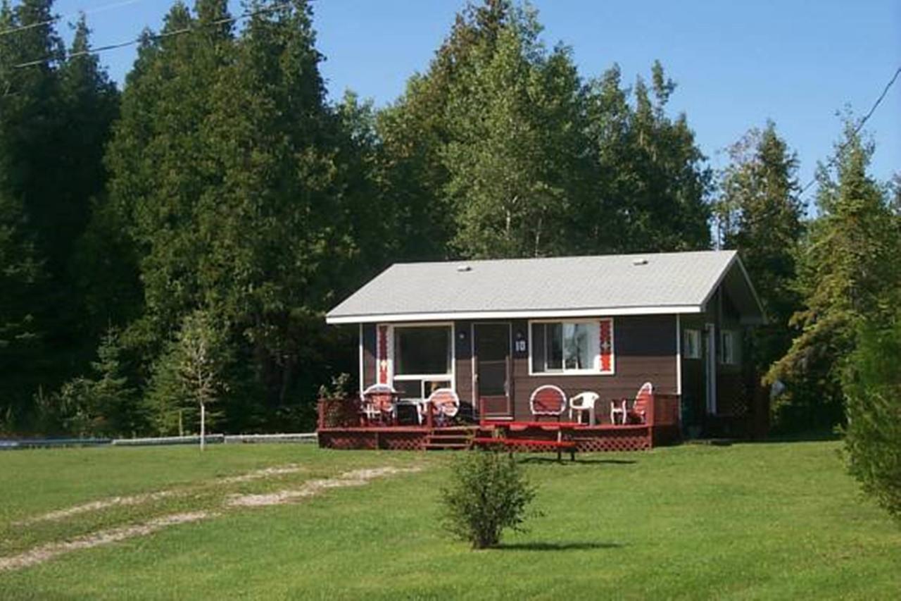 Wee Point Resort Manitowaning Buitenkant foto